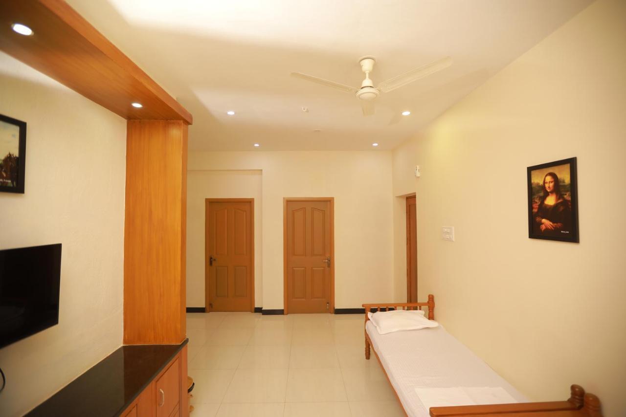 Jmj Comfort Hotel Salem Exterior foto